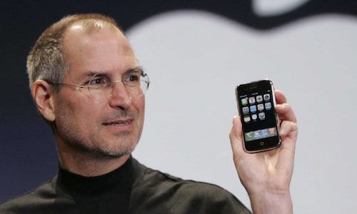 CEO Tim Cook hứa hẹn cho ra đời chiếc iphone tốt nhất