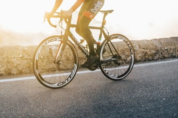 Những lời khuyên hàng đầu giúp bạn tăng tốc khi đi xe đạp -1